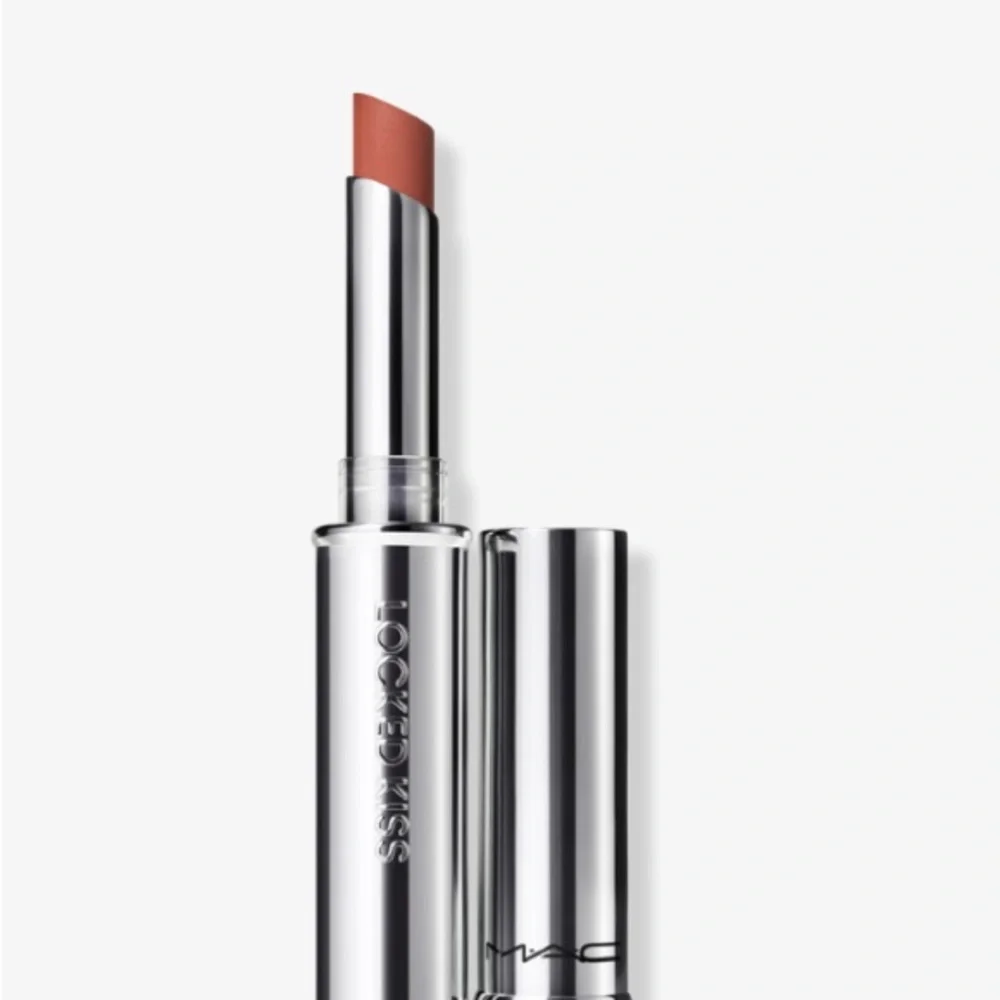 [ FINAL price ] MAC Locked Kiss Lipstick in Meticulous